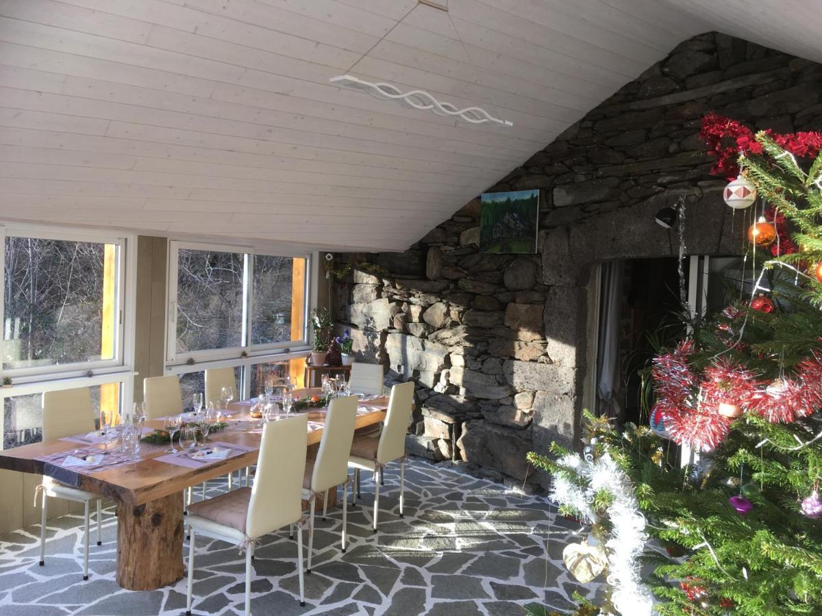Chambres D'Hotes Le Lepadou-Bas Saint-Chély-dʼAubrac 외부 사진