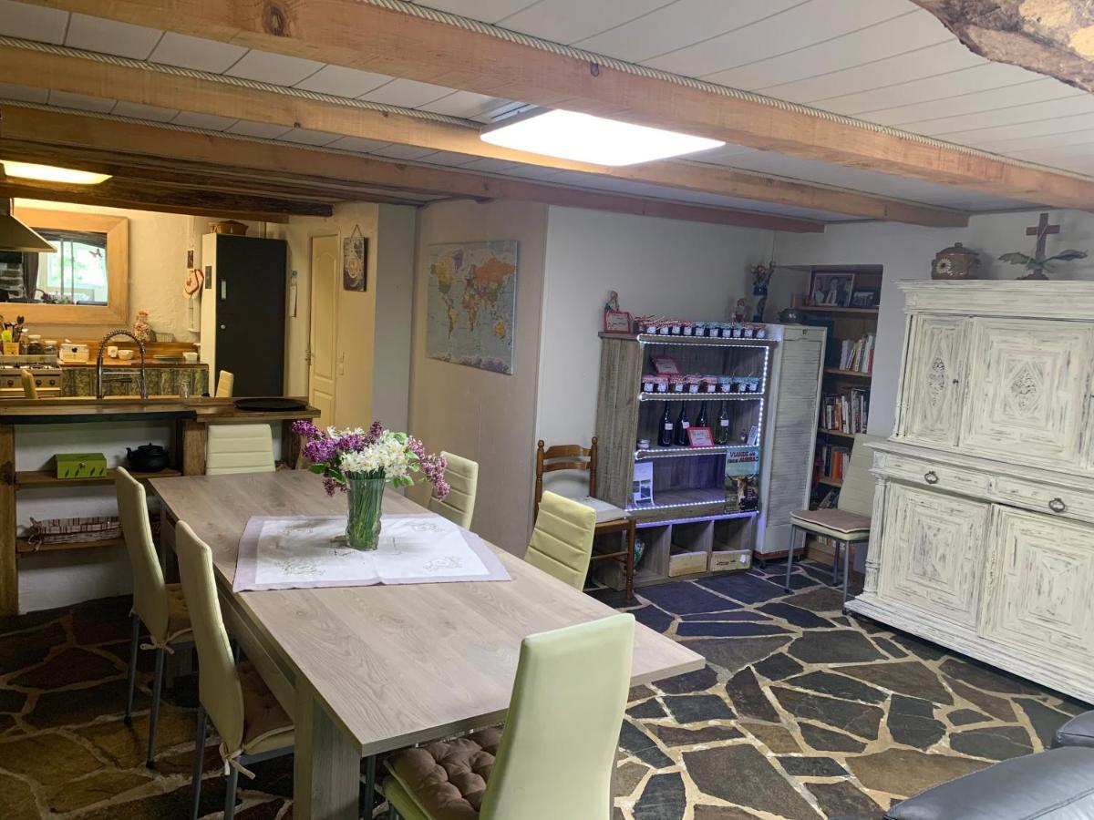 Chambres D'Hotes Le Lepadou-Bas Saint-Chély-dʼAubrac 외부 사진