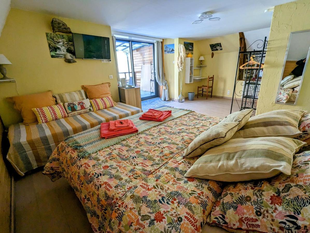 Chambres D'Hotes Le Lepadou-Bas Saint-Chély-dʼAubrac 외부 사진
